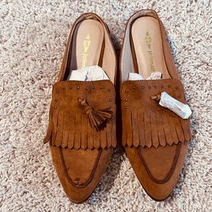8.5/9 size slip on suede loafers. Never worn. Pet free/smoke free home